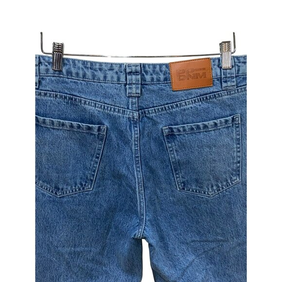 Princess Polly SERENITIA MID RISE RELAXED JEANS LIGHT WASH Size 8 - Picture 6 of 7